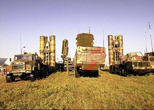 员工军训计划。中国于1993年开始获得俄制S-300系列防空导弹